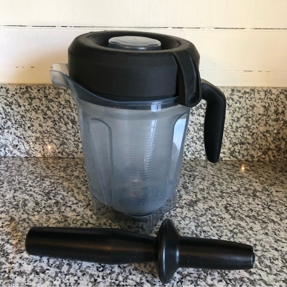Vitamix 64oz Low Profile Pitcher Wet Blade